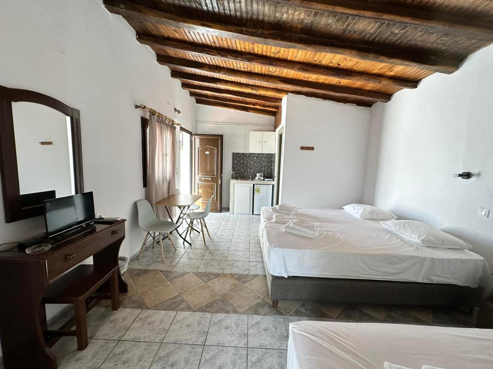 Villa Nikos Koukounaries Exteriér fotografie
